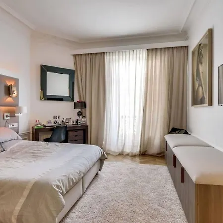 Apartment Central *